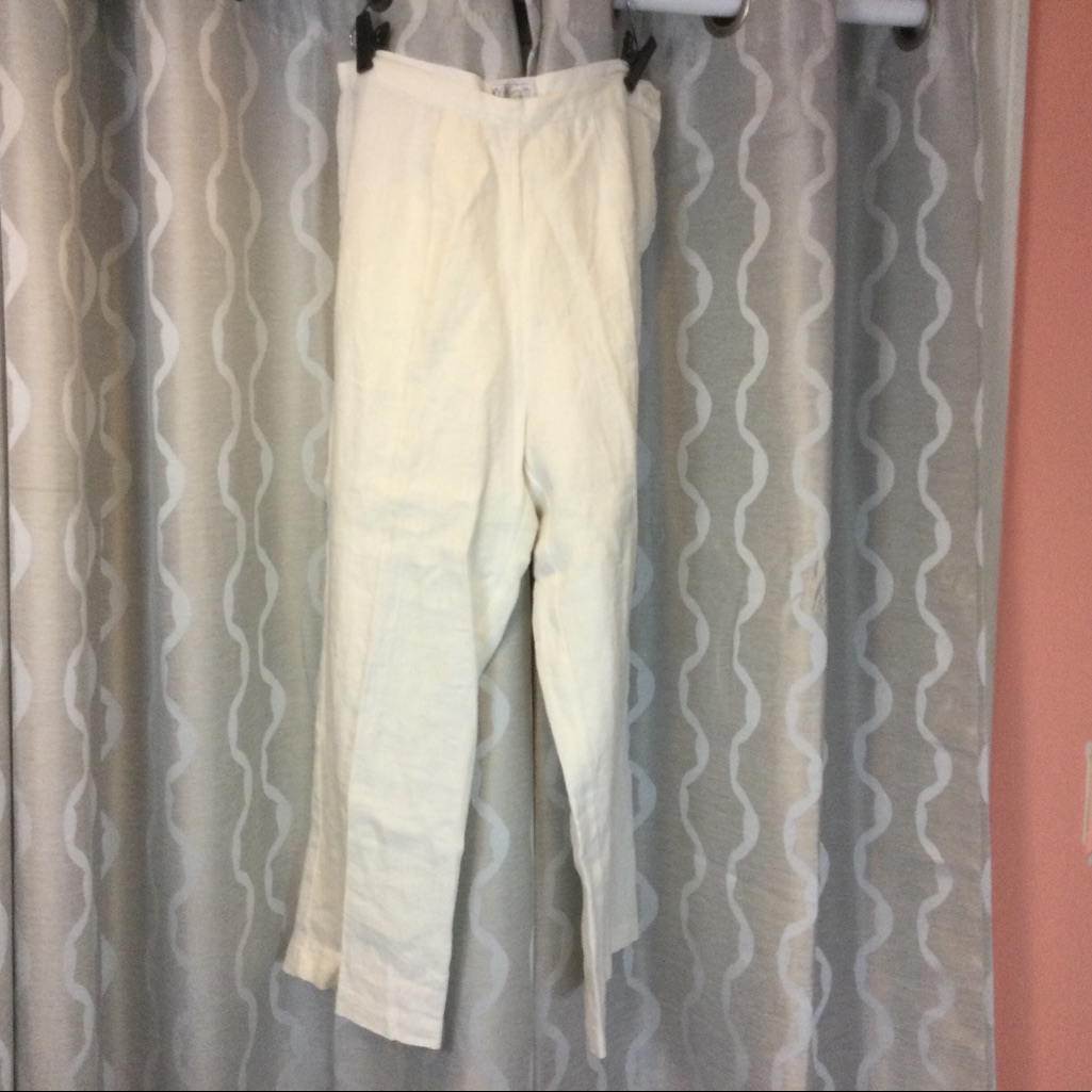 Side Buttoned Capris